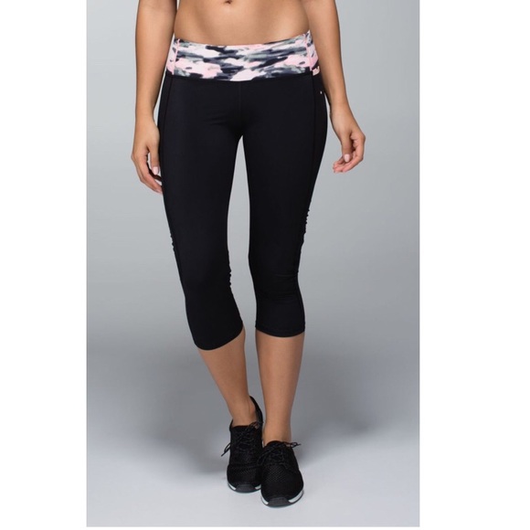 LULULEMON | Water Bound Crop - Picture 3 of 7